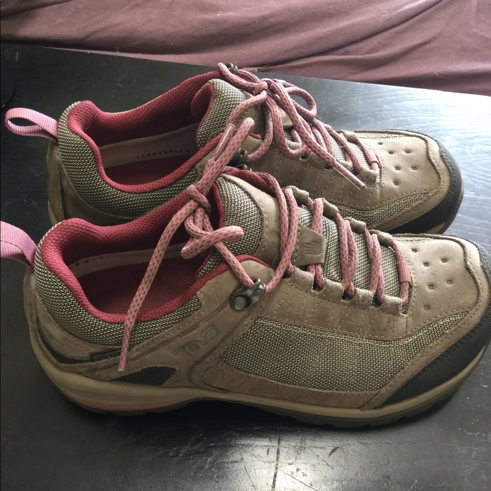 Teva Women’s Kimtah WP Mesh Hiking Boots